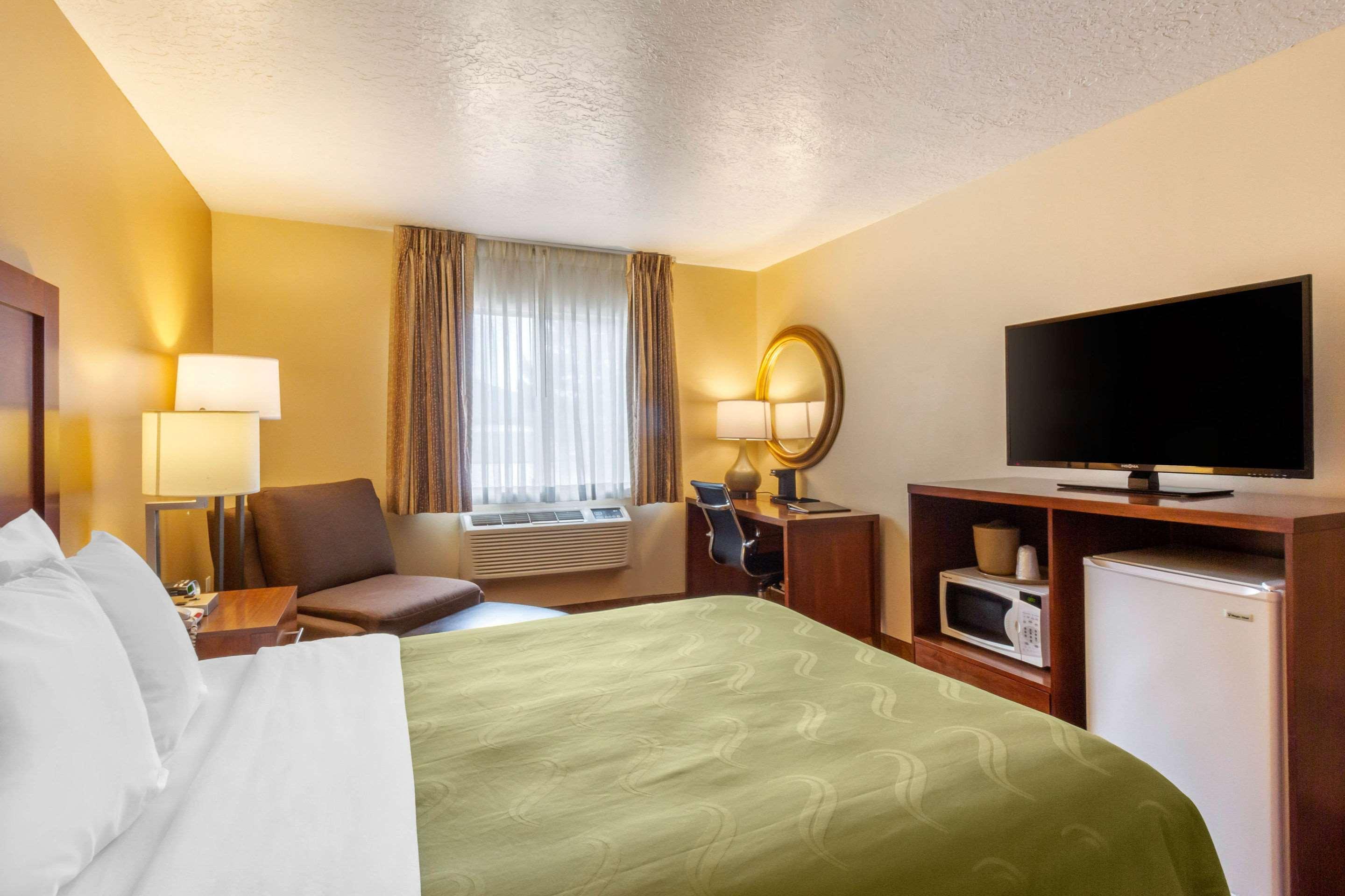 Quality Inn Logan Near University Kültér fotó