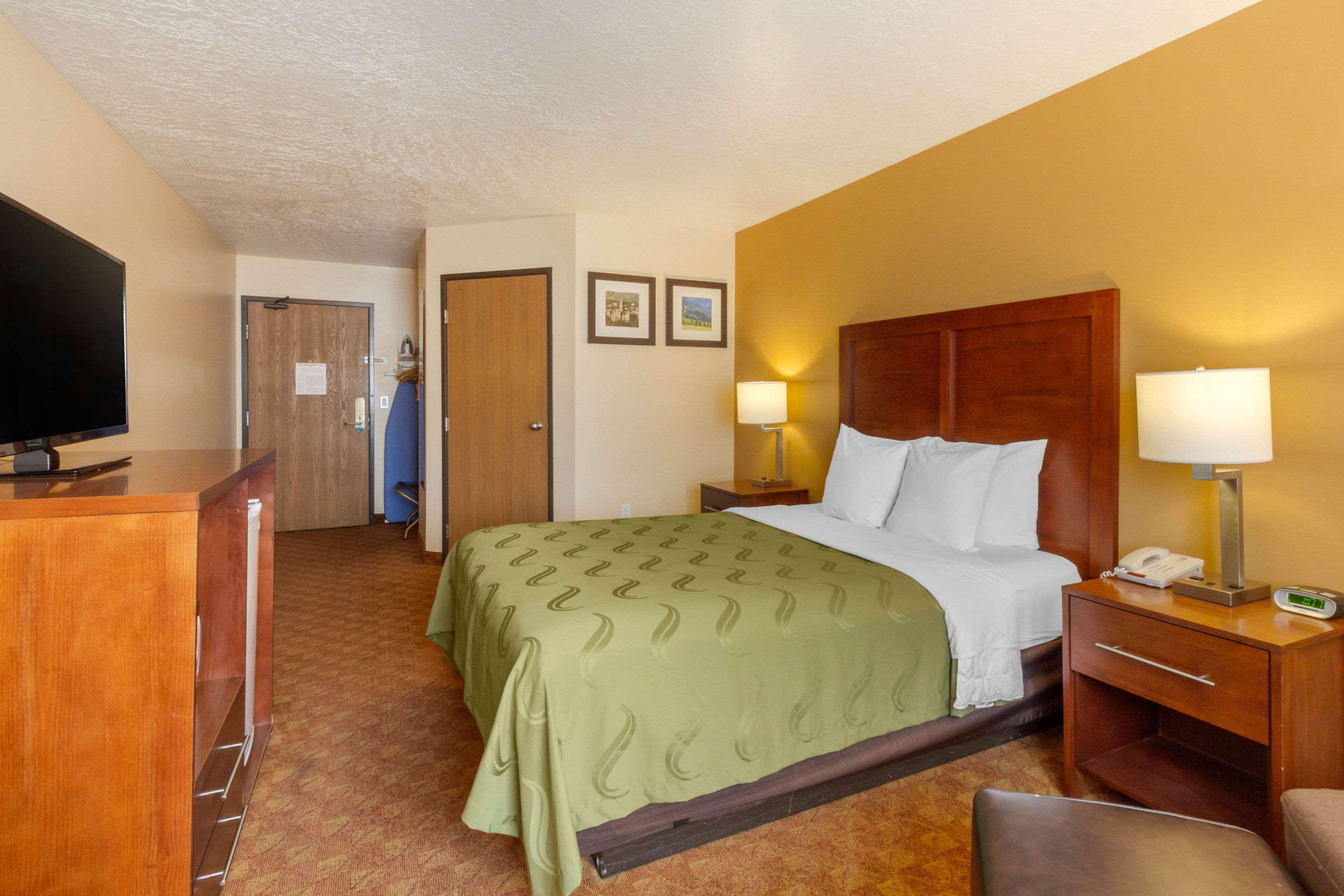 Quality Inn Logan Near University Kültér fotó