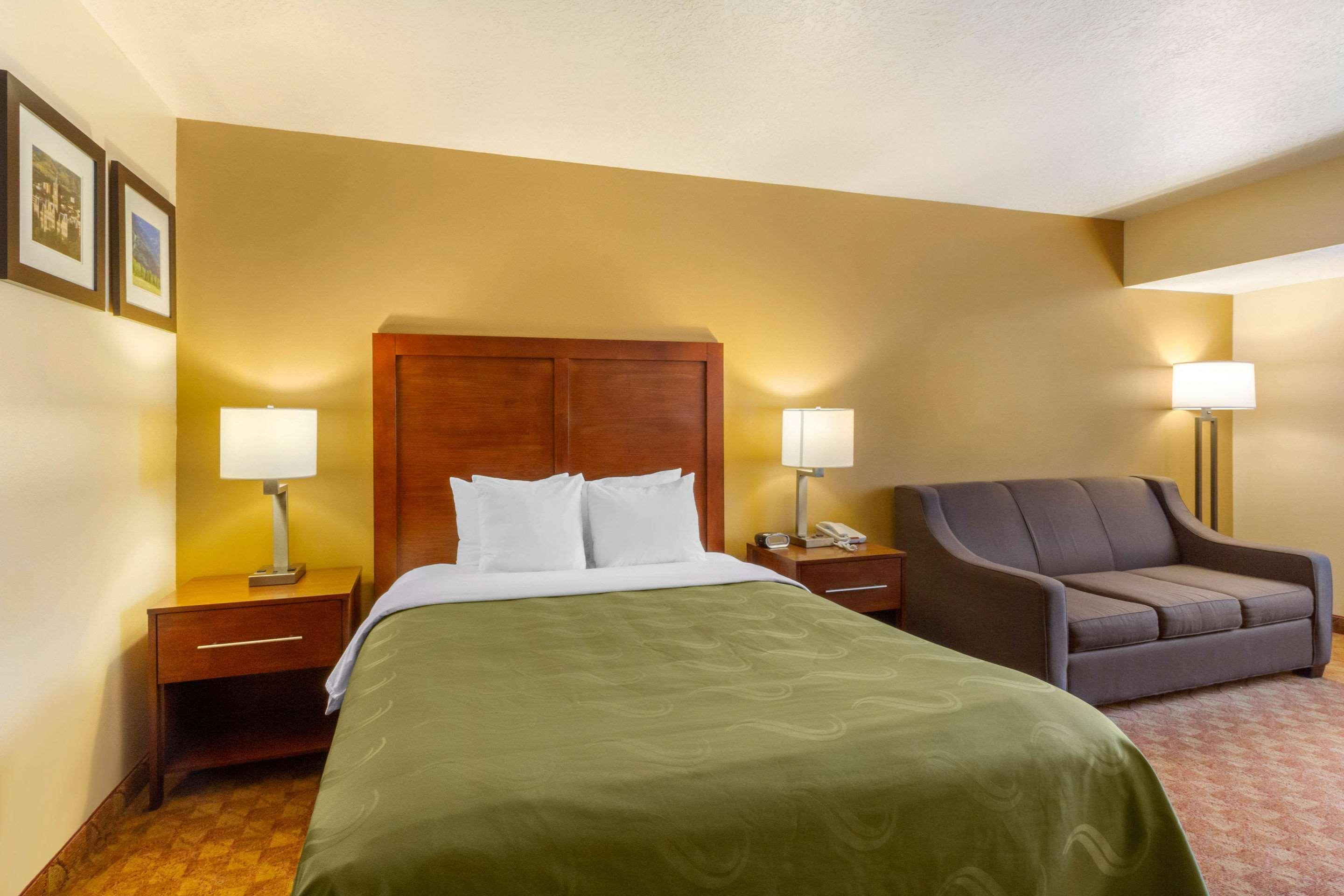 Quality Inn Logan Near University Kültér fotó