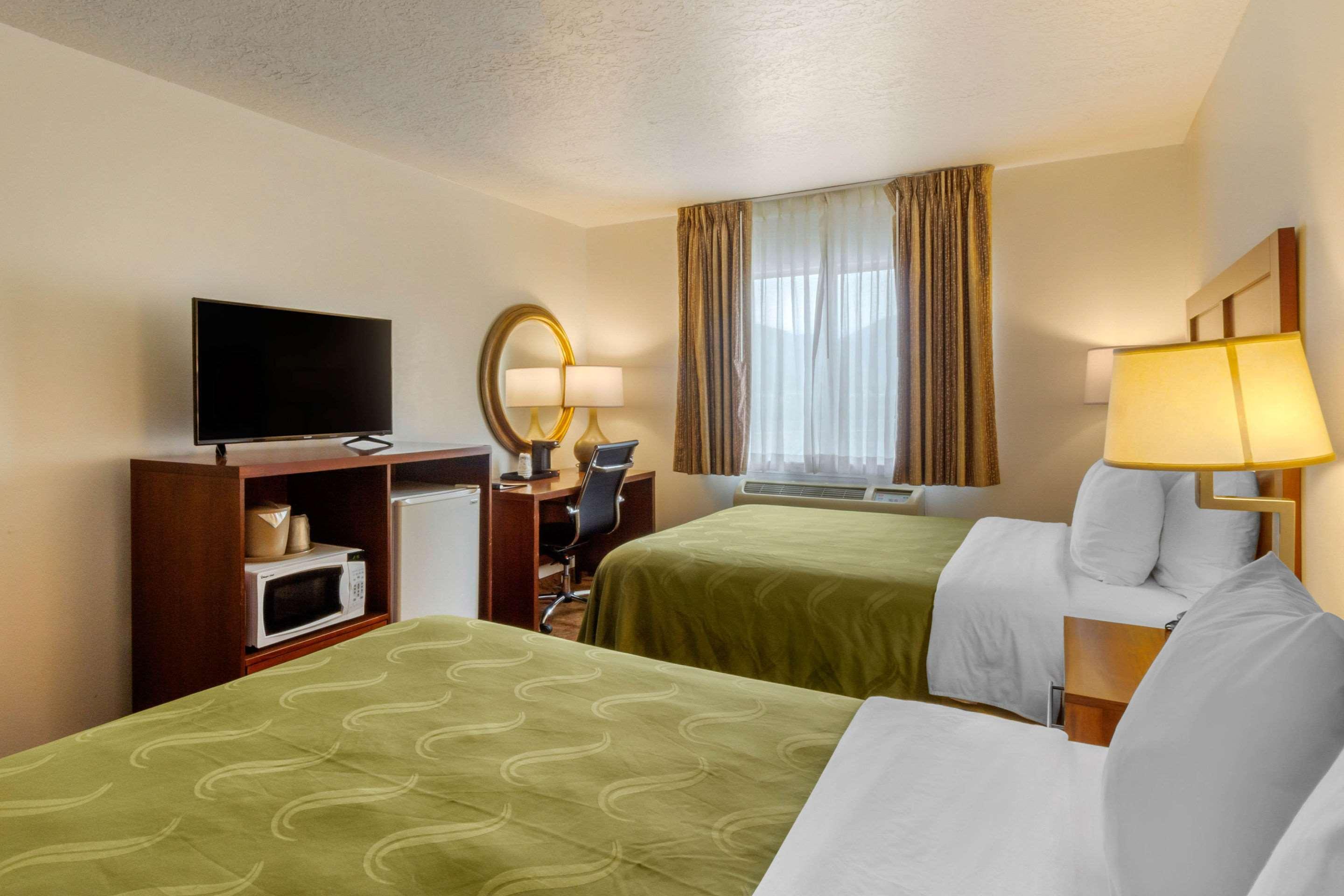 Quality Inn Logan Near University Kültér fotó