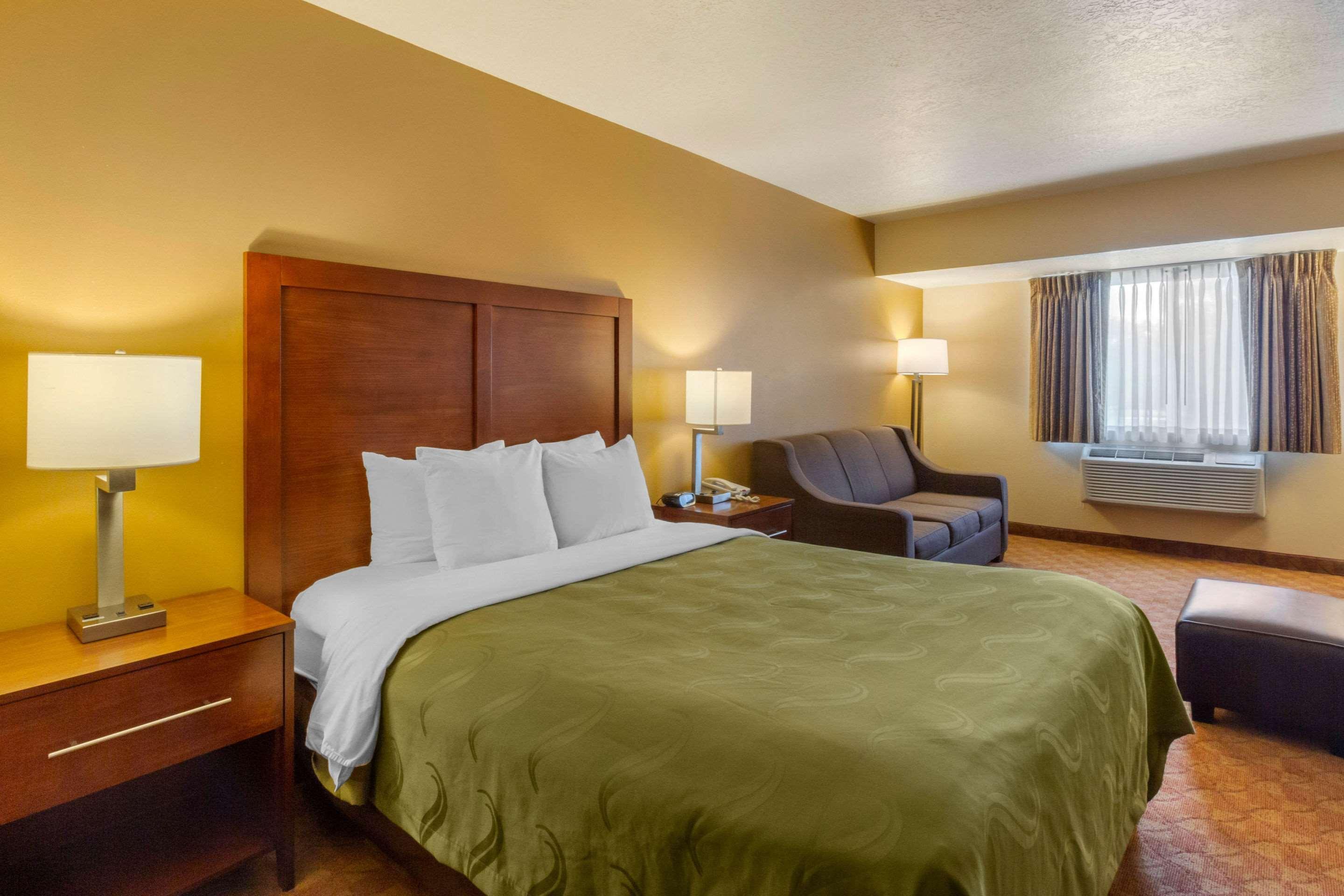 Quality Inn Logan Near University Kültér fotó