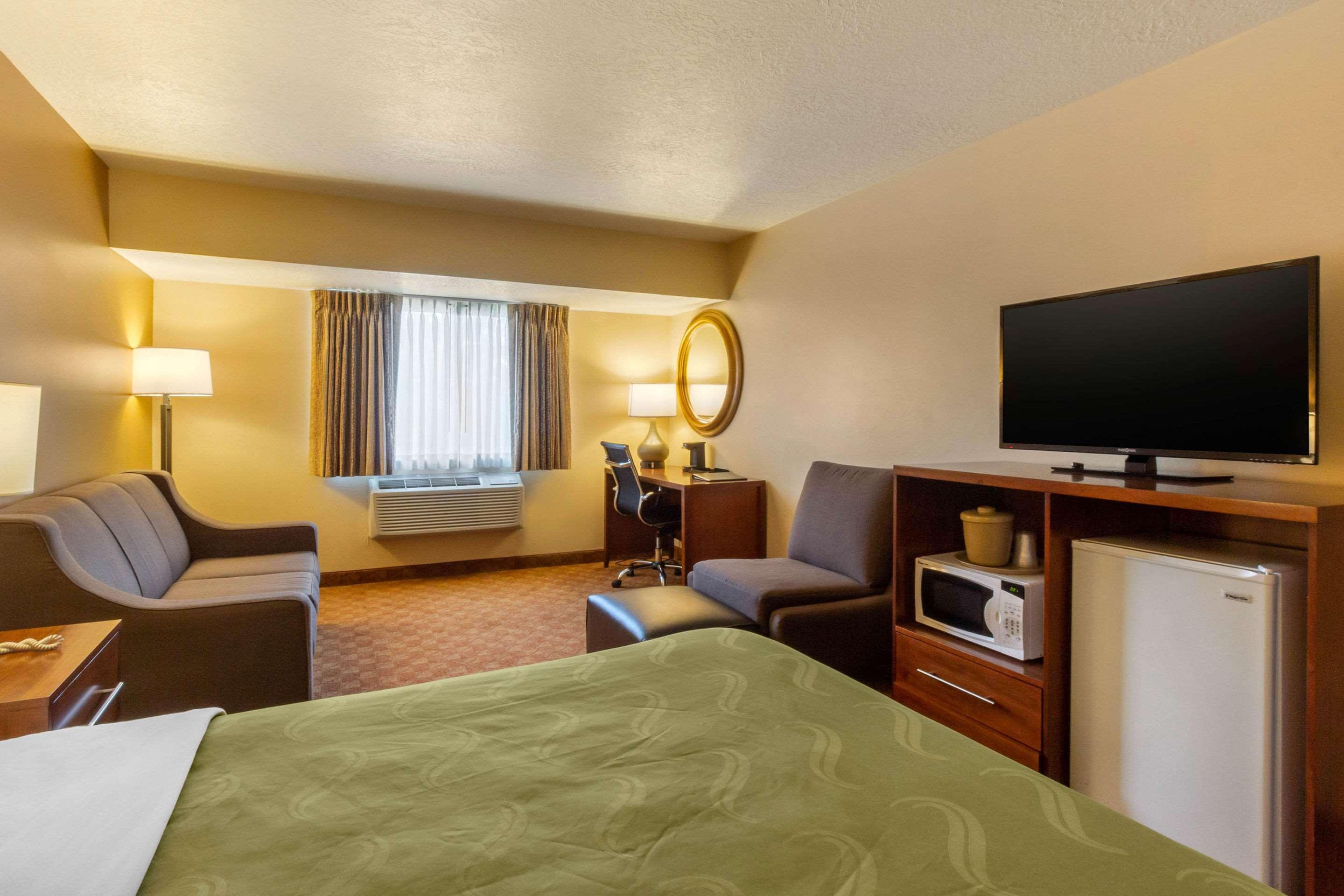Quality Inn Logan Near University Kültér fotó