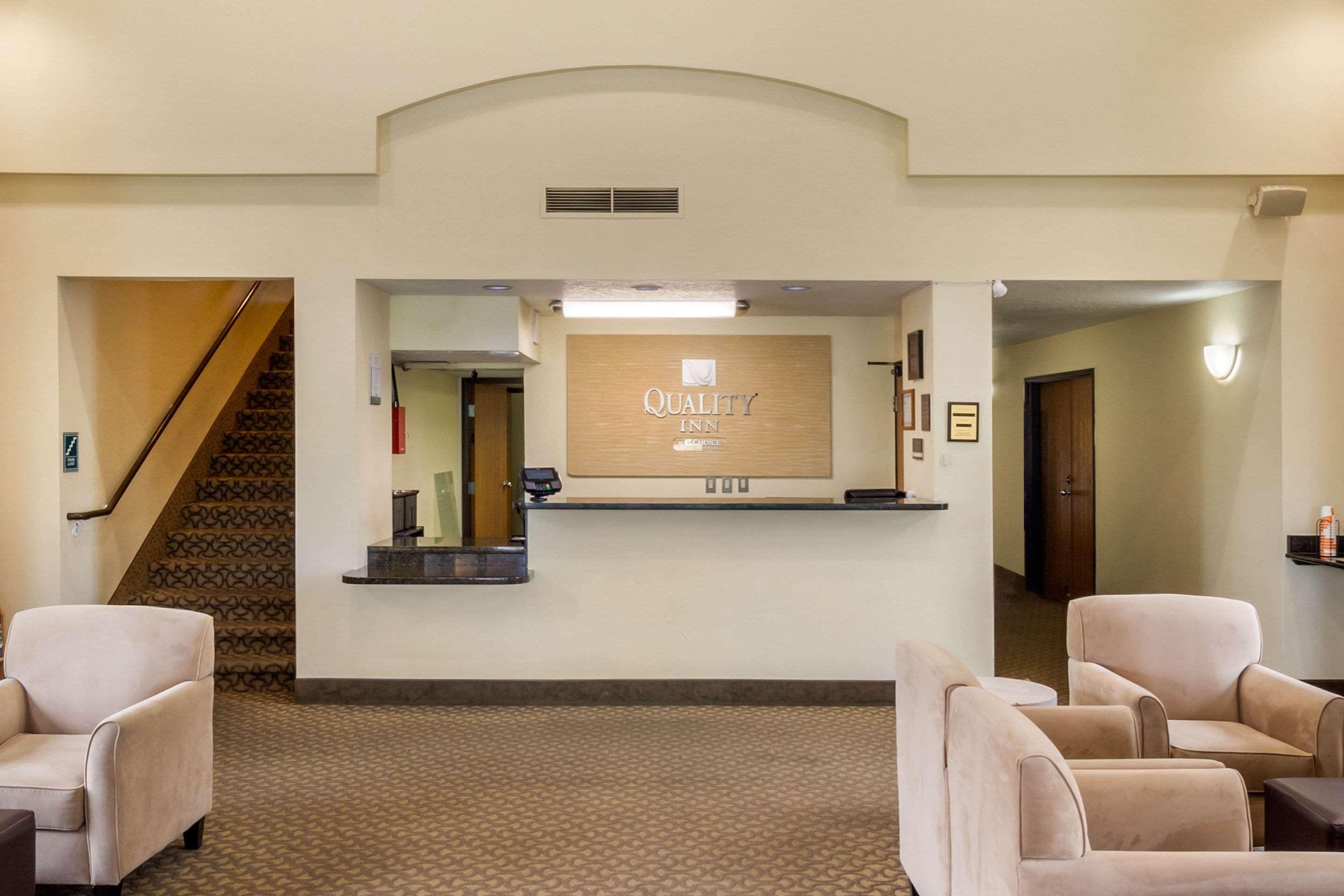 Quality Inn Logan Near University Kültér fotó