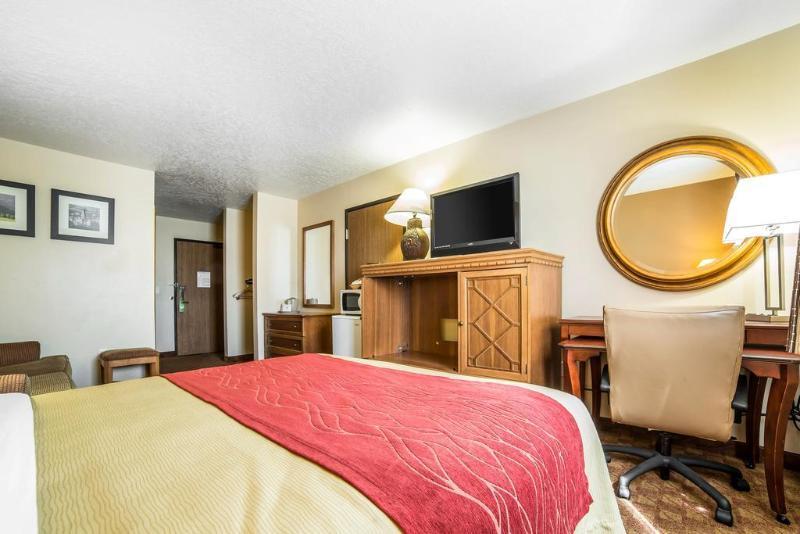 Quality Inn Logan Near University Kültér fotó