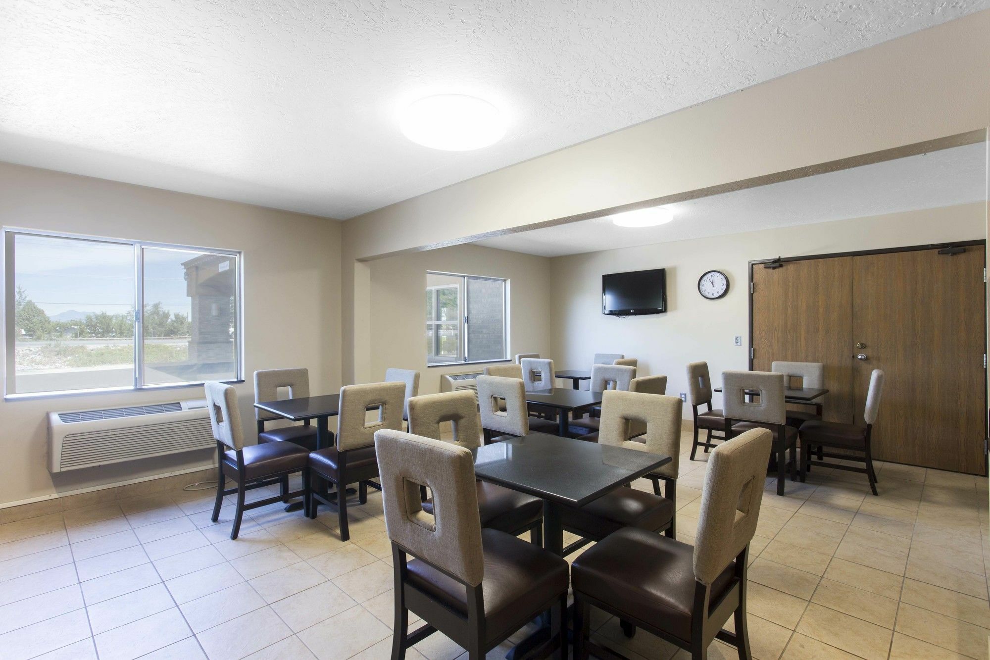 Quality Inn Logan Near University Kültér fotó